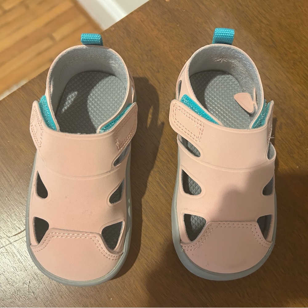 Ten Little Pink Sandals - size 6